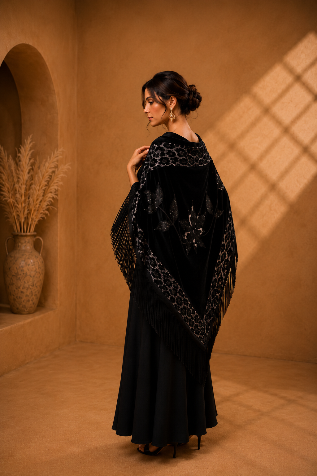 Leopard Aplique Velvet Black Shawl