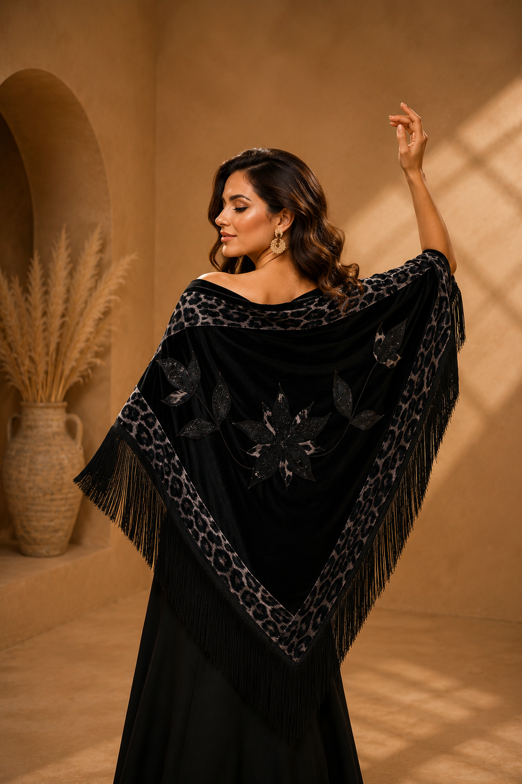 Leopard Aplique Velvet Black Shawl