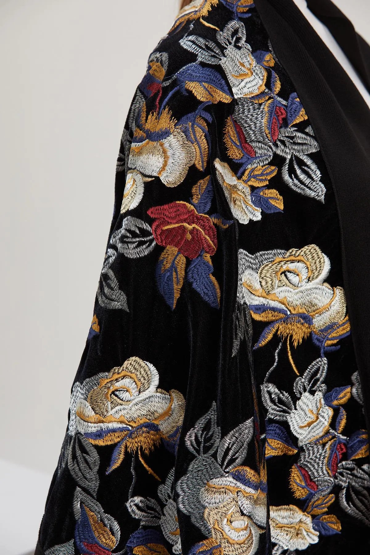 Embroidered Wool Black Floral Evening Scarf