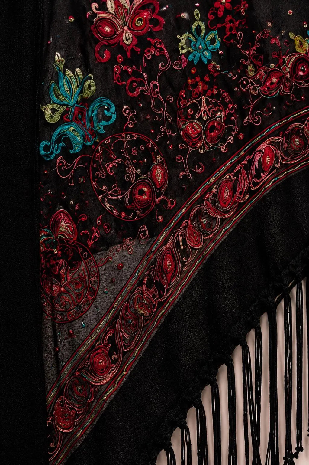 Bohem Embroidered Fringe Shawl