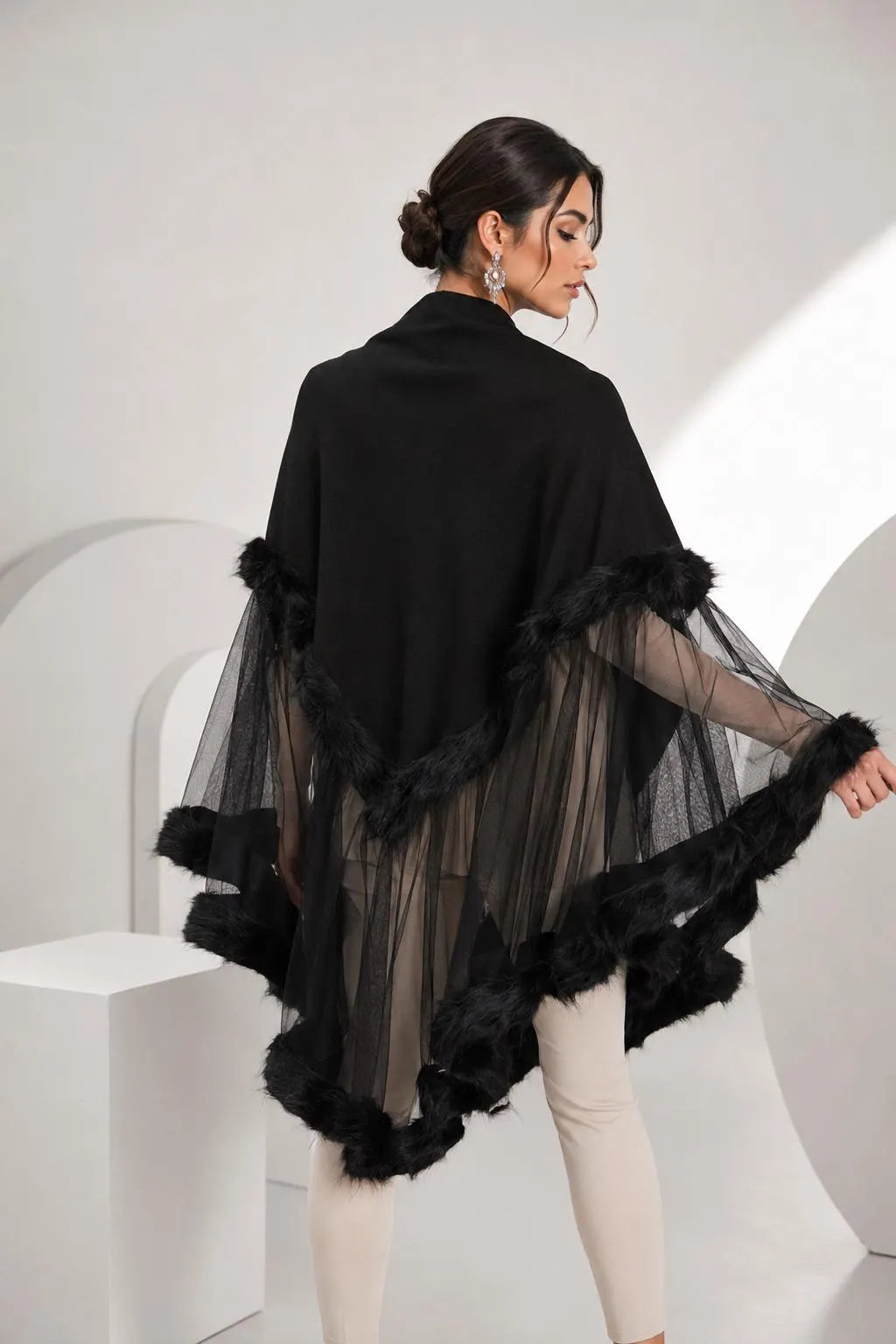 Tulle and Faux fur Knit Shawl