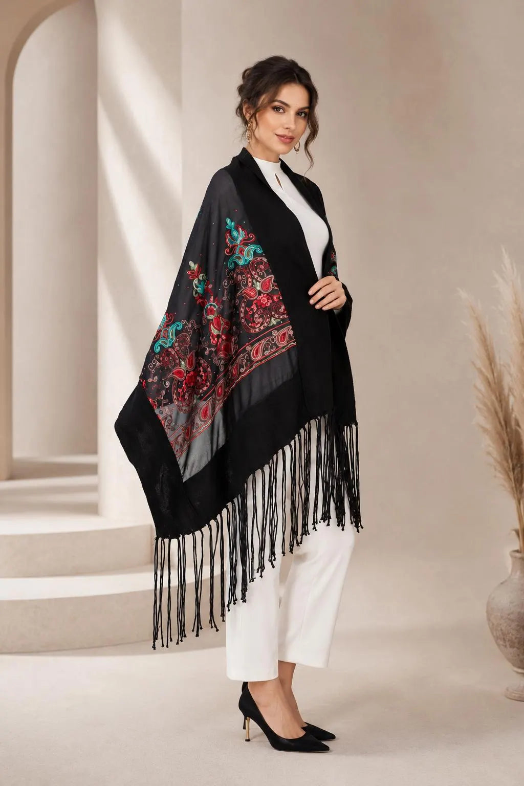 Bohem Embroidered Fringe Shawl